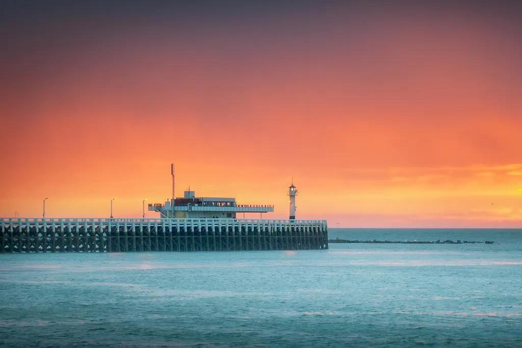 Ostend Hotel 3*,