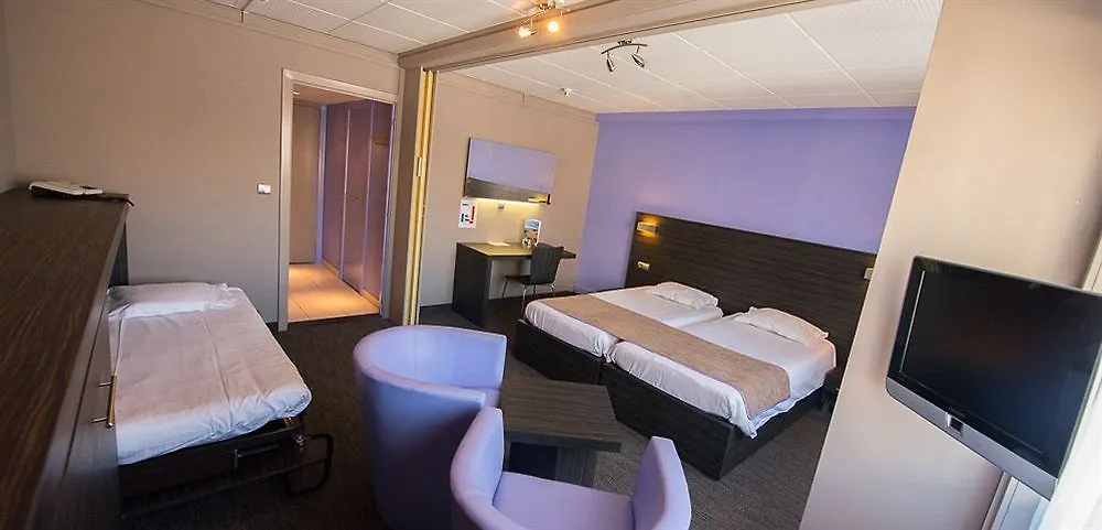 Ostend Hotel